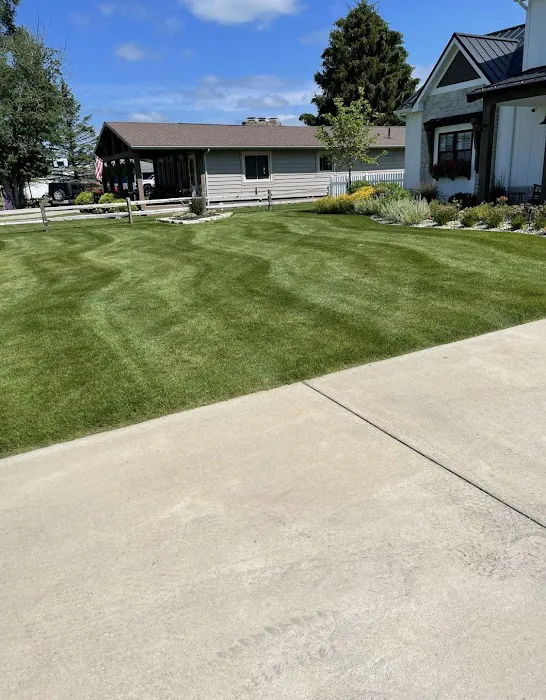 Matt's Lawn Care & Snow Plow LLC Picture 3