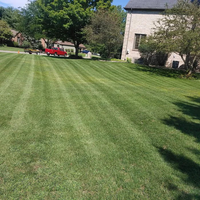 Complete Lawn Care LLC Picture 5