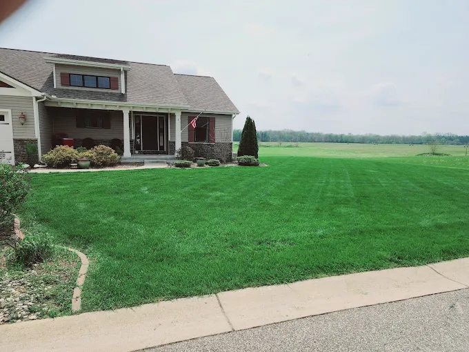 Frankenberger Lawn Care LLC Picture 3