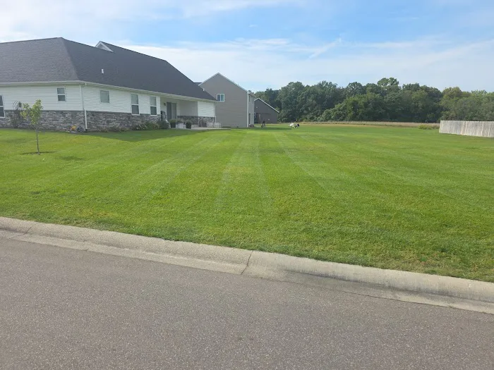 Frankenberger Lawn Care LLC Picture 1