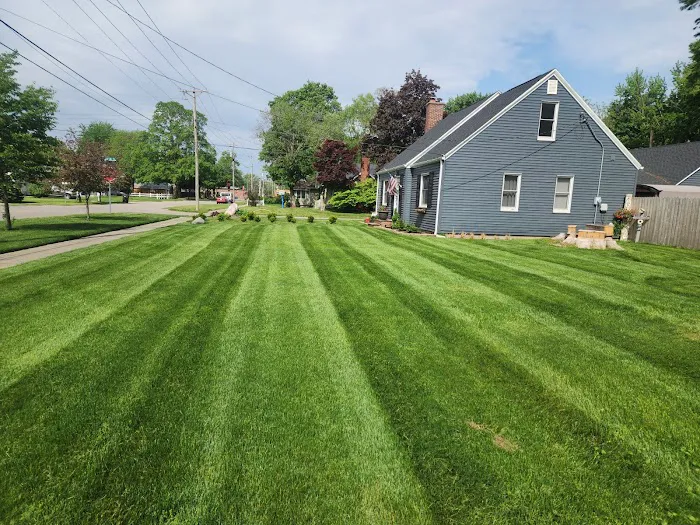 Frankenberger Lawn Care LLC Picture 10