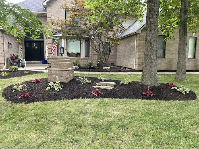 Lacey's Landscaping Picture 7