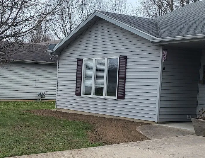 DH Outdoor Services, LLC Picture 4