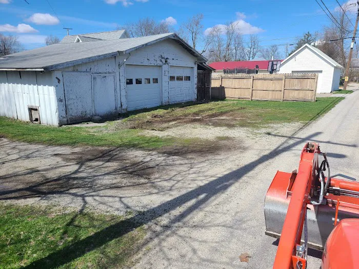 DH Outdoor Services, LLC Picture 2