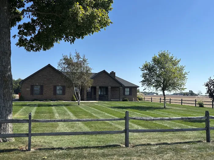 Signature Lawn Care Picture 1
