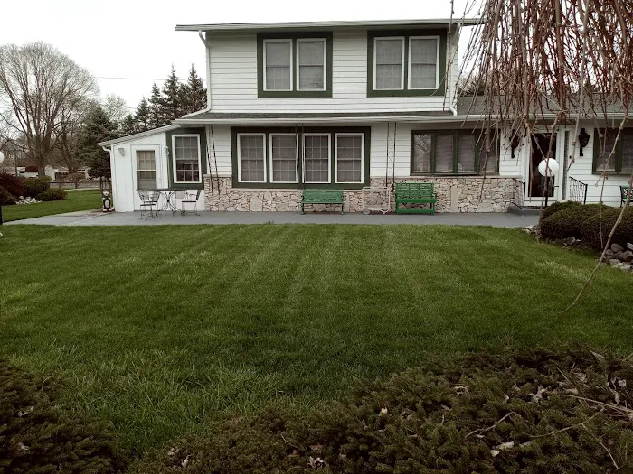 Signature Lawn & TreeMasters - Marion Picture 4