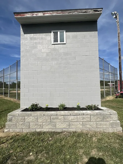 Lasters Lawncare and Landscape LLC Picture 2