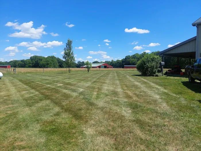 Mow Convenient LLC - Lawn & Landscape Services Picture 4