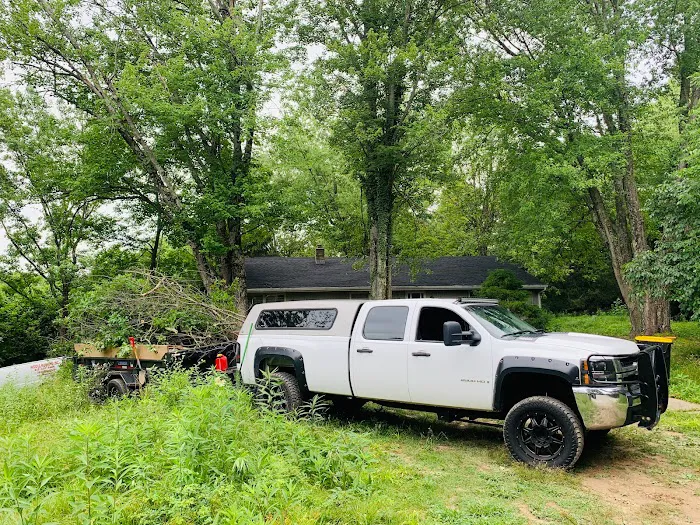 Sanchez Lawn & Landscape LLC Picture 3