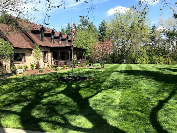 Triple Green Lawn Care Picture 4
