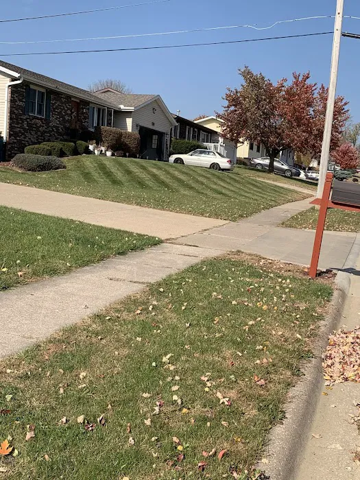 Ultimate Lawn & Snow Picture 2