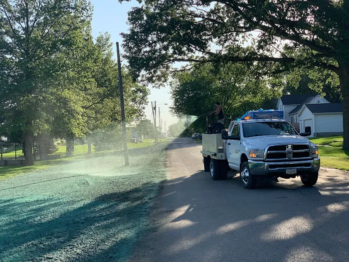J&L Lawn Care & Landscaping LLC Picture 2