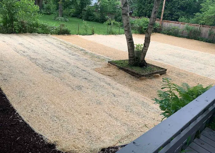 Johnson Lawncare and Landscape Picture 1