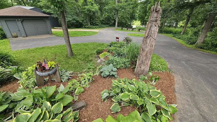 Bevalli Gardens LLC Picture 3