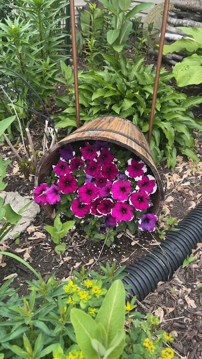 Bevalli Gardens LLC Picture 7