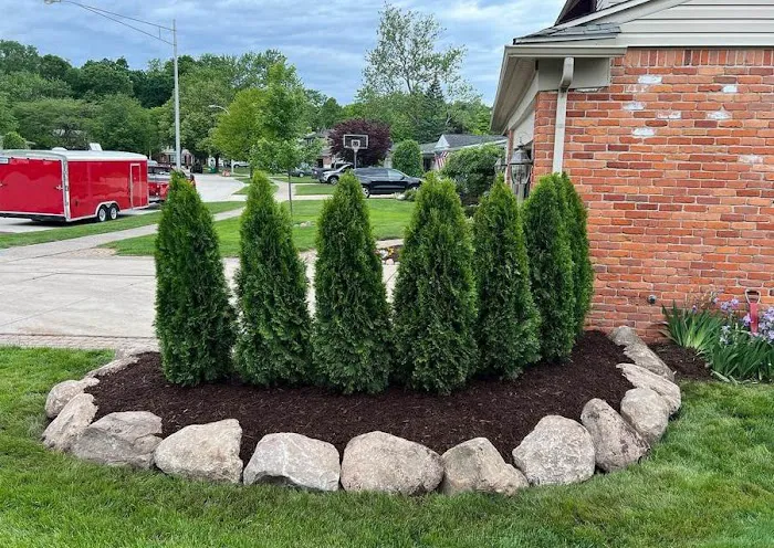 S&R Lawncare & Snow Removal & Lawn Treatments & Landscaping Picture 6