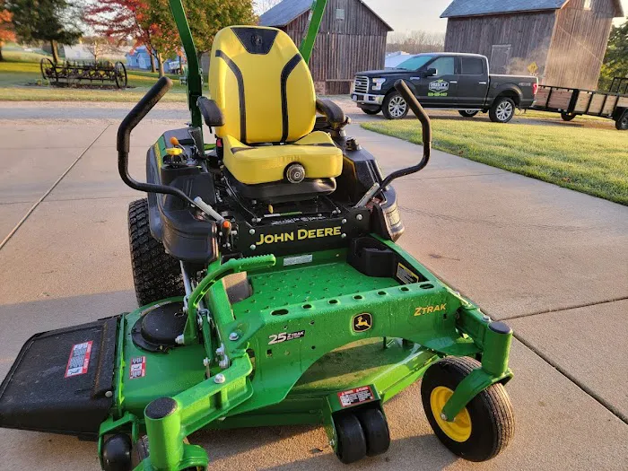 Husty Lawns & Services LLC Picture 5