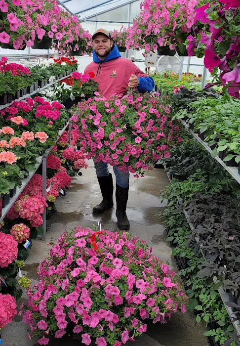 Fox Den Landscape & Nursery Picture 4