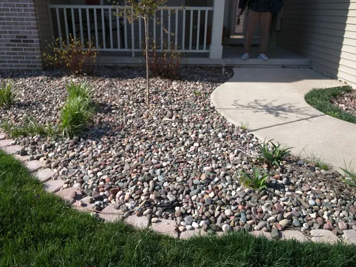 K & B Tree & Lawn Care Picture 7