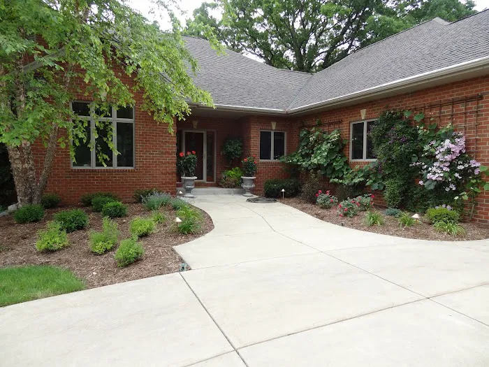 Jahnke Property Group, Inc. (JPG) Picture 9