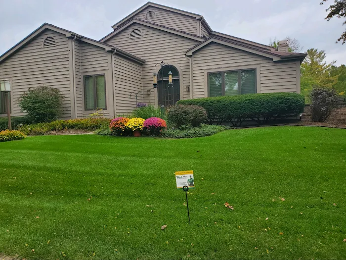 Weed Man Lawn Care Picture 7