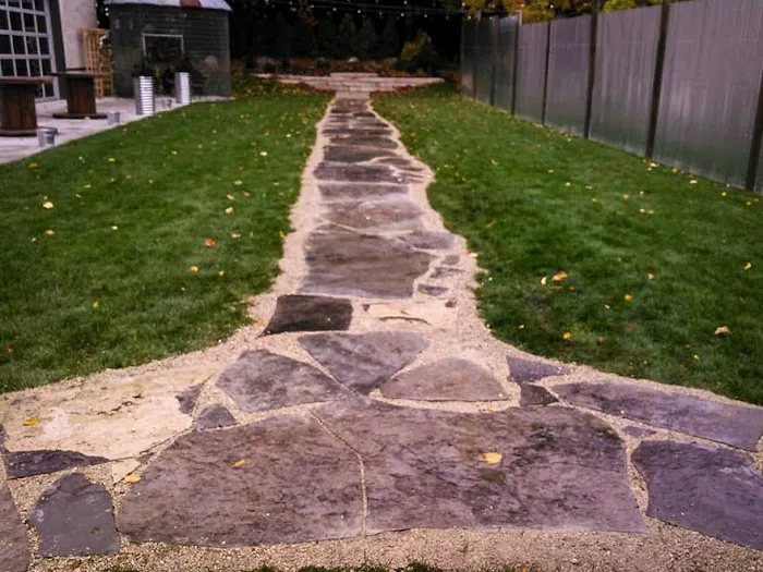 R. Outdoors Tree Service & Landscaping Picture 5