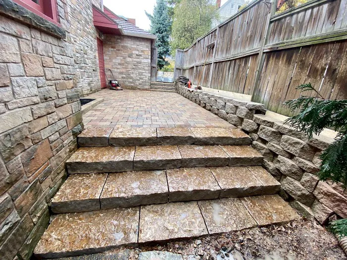 GO Landscaping Picture 4
