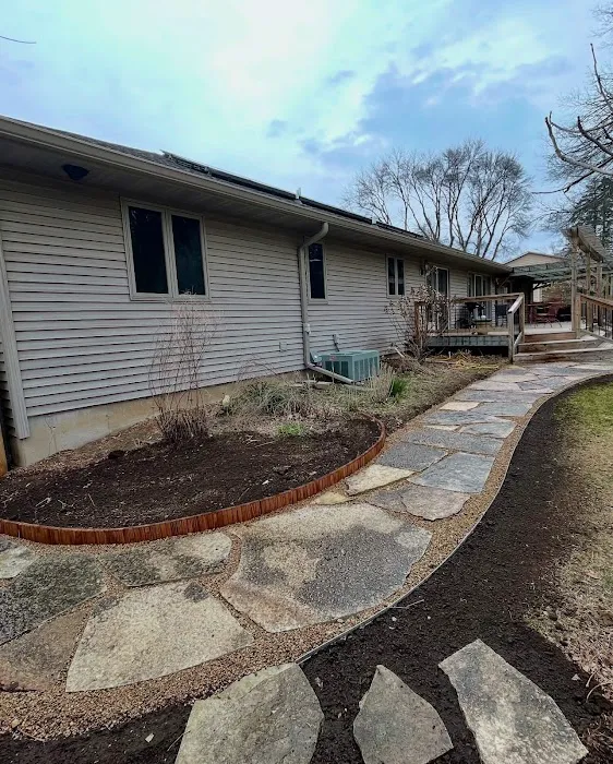 EMT Landscaping LLC Picture 6