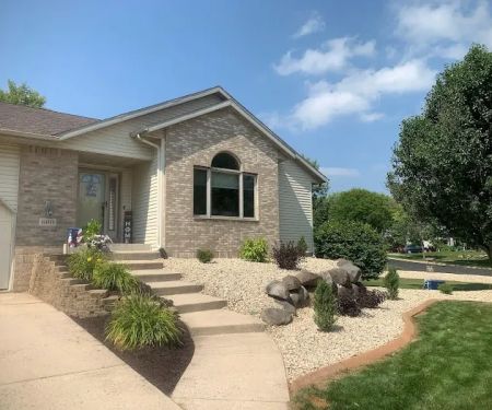 EMT Landscaping LLC