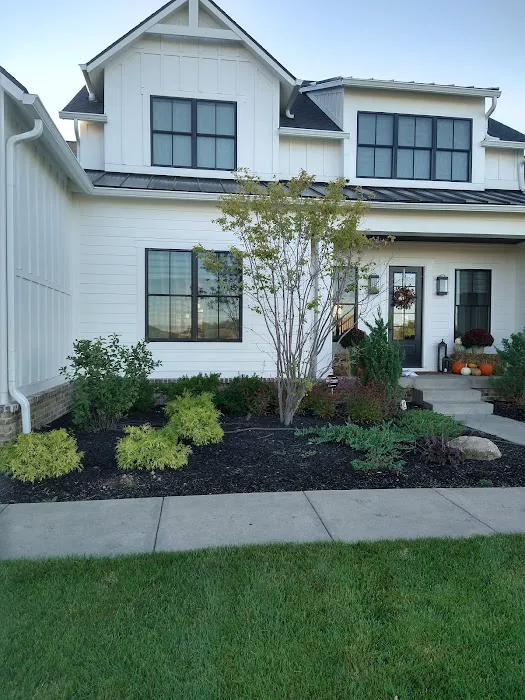 Rock Bottom Landscaping Picture 5