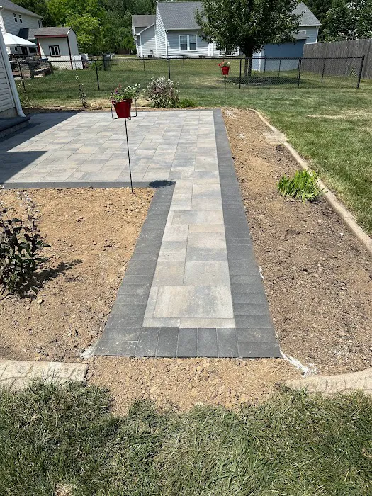 Platinum Deck and Patio Picture 10