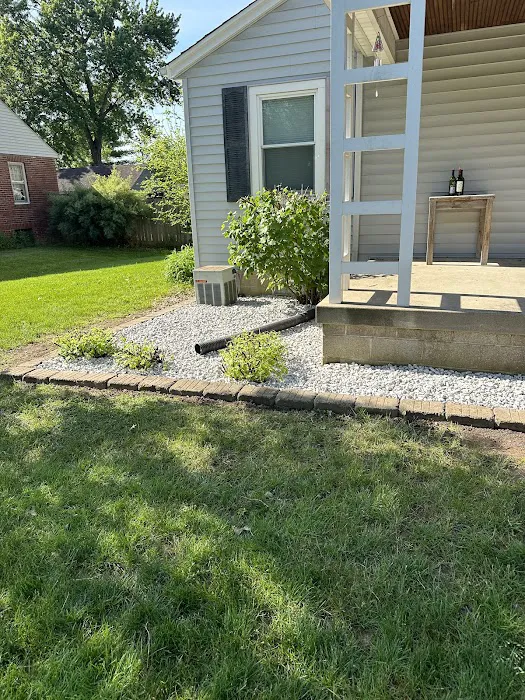 Navas Lawn And Landscape LLC Picture 2