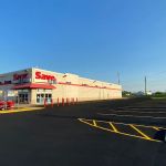 Mr landscaping and parking lot maintenance / Landscaping & Asphalth Maintenance