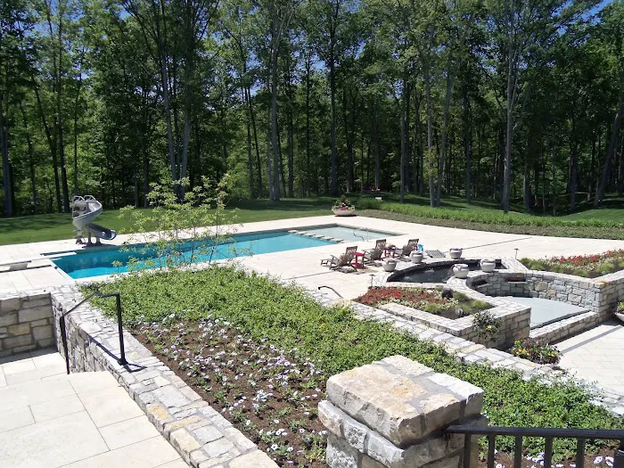 Greenleaf Landscaping Picture 8