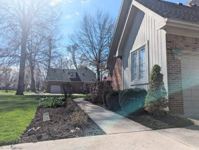 Platinum Nature LawnCare & Landscaping LLC Picture 1