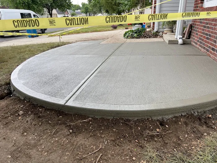 VJ landscaping Javier Leal Picture 3