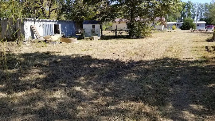 Griffith Lawn & Garden Services Picture 3