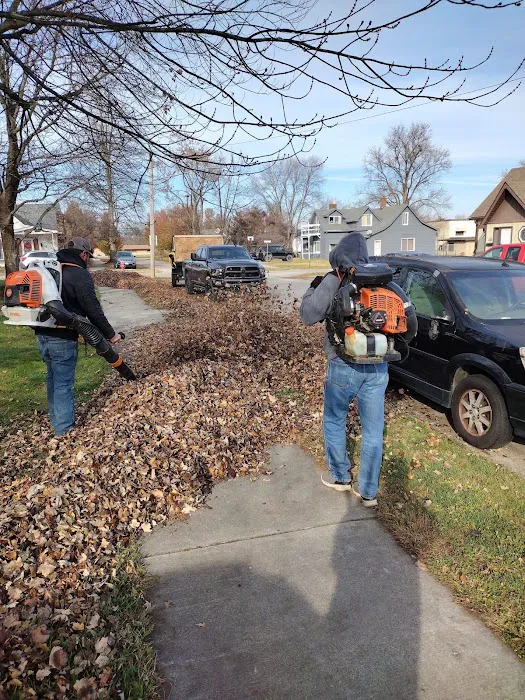 Lewellyn Lawn Care LLC Picture 2