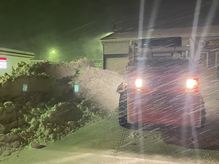 Williams Lawn & Landscaping/Snow Removal Picture 8