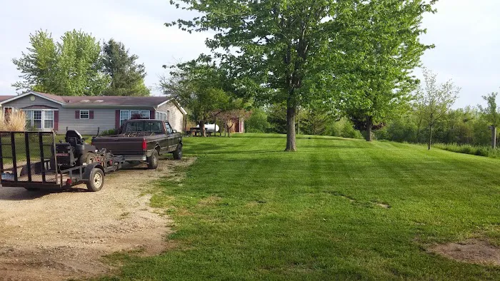 M & J Lawn Care Picture 2