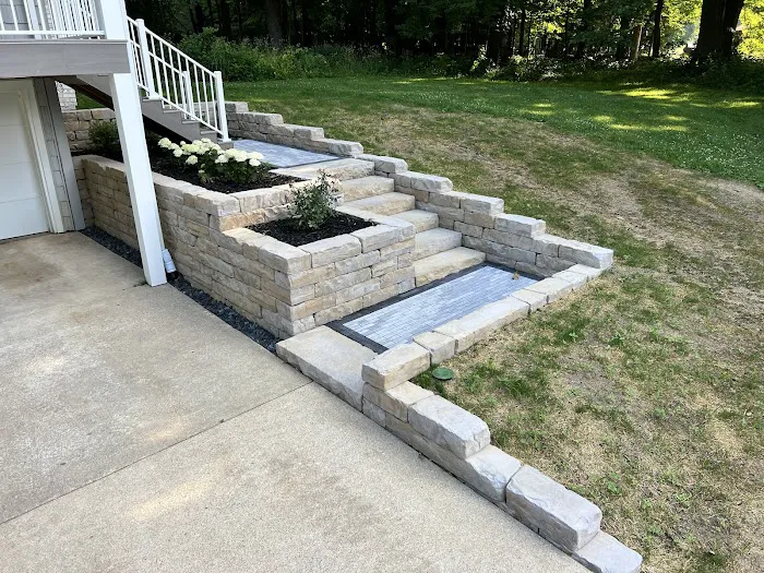 Arbor Hill Landscaping Picture 6