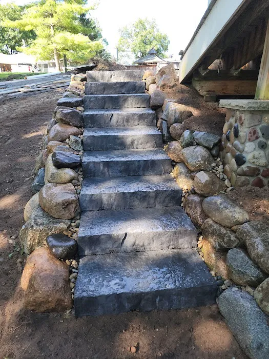 Michiana Boulders Landscaping and Excavating Picture 9