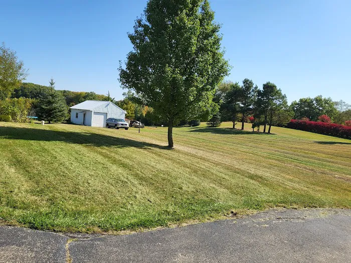 CULBERTSON CUSTOM YARD LLC Picture 9