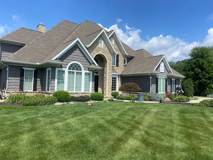 Lawns and More Picture 2