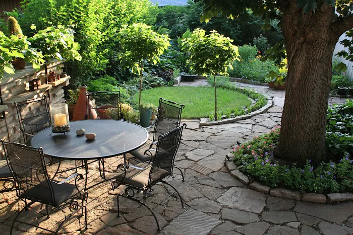 LK Landscaping, LLC Picture 9