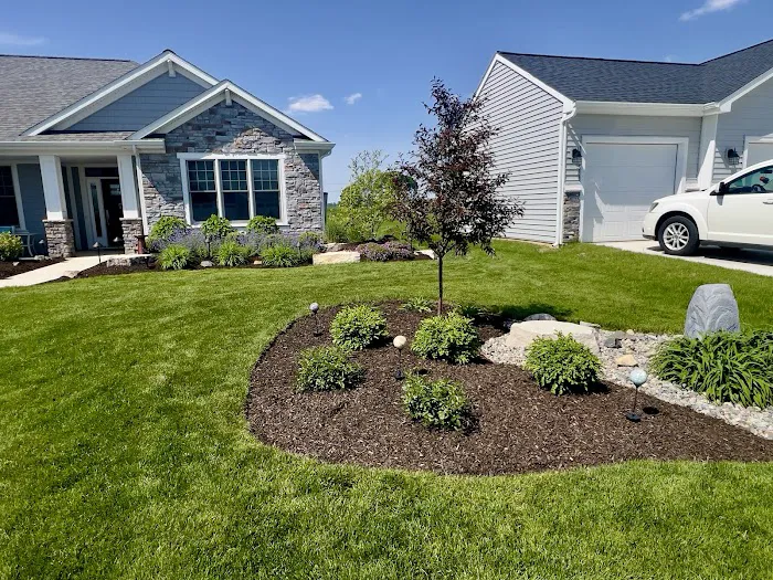 Signature Lawn & TreeMasters Picture 8