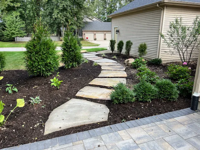 Landscape Maintenance LLC Picture 4