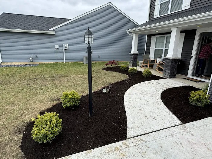 J&Z Lawn-care and Landscaping Picture 3