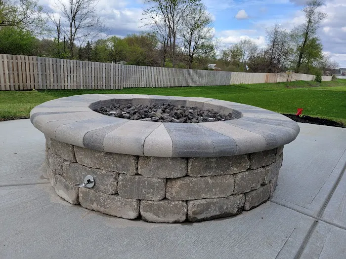 Hamilton County lawn and landscaping Picture 8