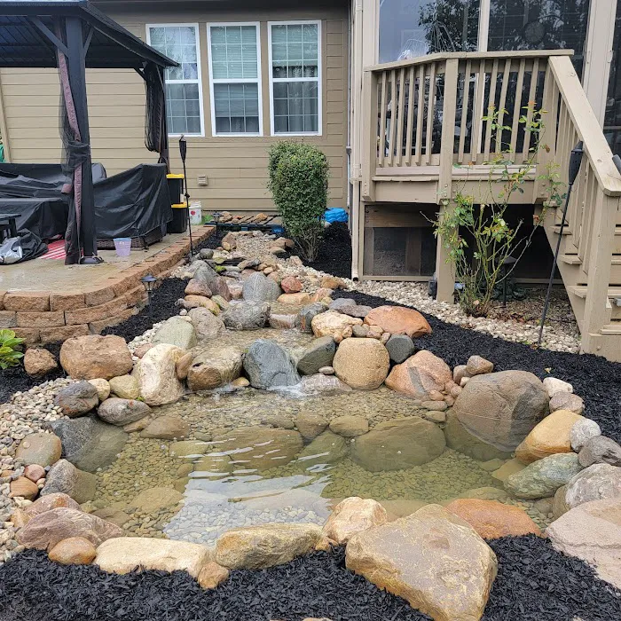 Emerald Meadows Landscaping Picture 6